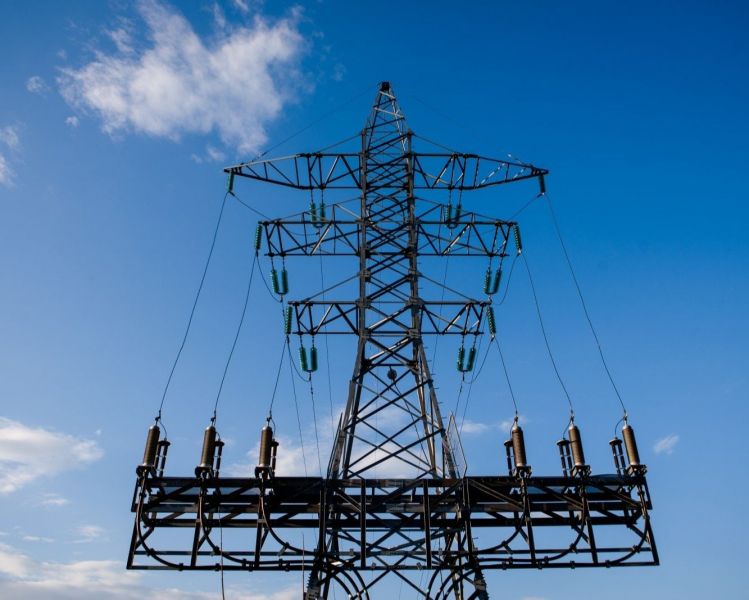 国务院关于修改〈电力设施保护条例〉的决定》修正
