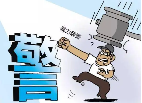 美国加州一华裔女子被警察开枪打死,袭击警察的法律后果