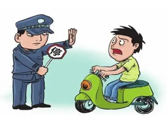 电动车不带头盔违法还是违规? 违反交通安全的行为有哪些?